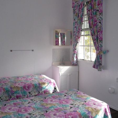 Beach Guest House Cleverdale 布里奇敦 外观 照片