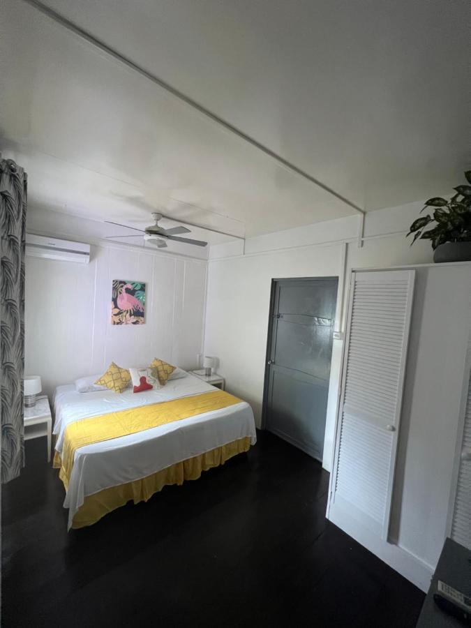 Beach Guest House Cleverdale 布里奇敦 外观 照片